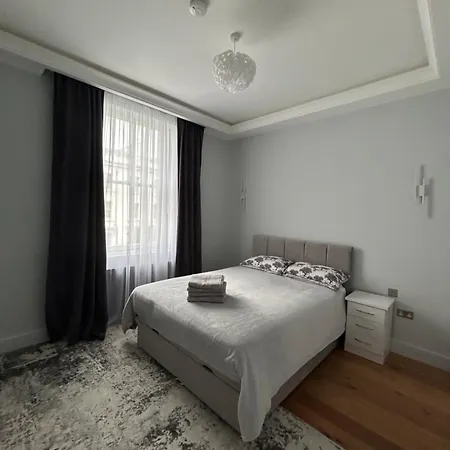 Appartamento Stylish One Bed Flat In Paddington Pool And Gym Next Door Free Secure Underground Parking Nearby Londra Esterno foto